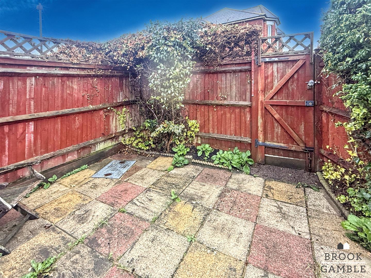 2 Bedroom Bungalow. Victoria Close in Polegate,  11